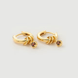 "Linkz" Yellow Gold Earrings with Natural Garnet