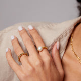 "Baroque" Yellow Gold Ring with Natural Pearl